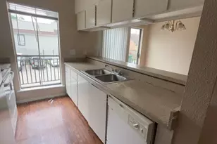 6200 W Tidwell Rd, Houston, TX 77092 - Photo 3