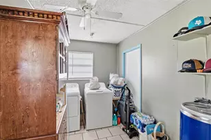 411 N Commerce St, Madisonville, TX 77864 - Photo 17