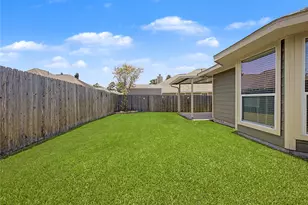 111 Enfield Ct, Huntsville, TX 77320 - Photo 21
