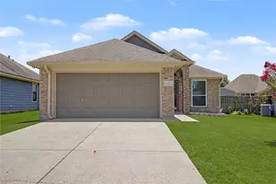 111 Enfield Ct, Huntsville, TX 77320 - Photo 1