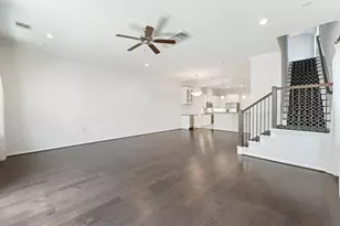 2107 Crockett St, Houston, TX 77007 - Photo 11