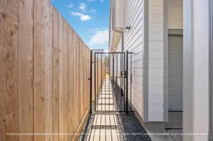 4317 Roseland St, Houston, TX 77006 - Photo 37