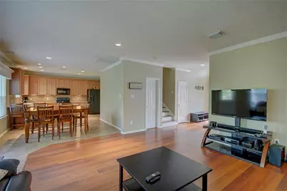 174 Spindle Tree Circle, The Woodlands, TX 77382 - Photo 7