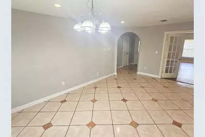 9526 Golden Wood Lane, Houston, TX 77086 - Photo 9
