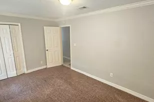 9526 Golden Wood Ln, Houston, TX 77086 - Photo 13
