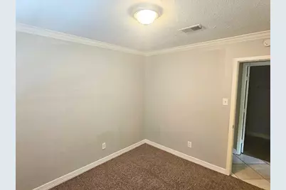 9526 Golden Wood Lane, Houston, TX 77086 - Photo 17