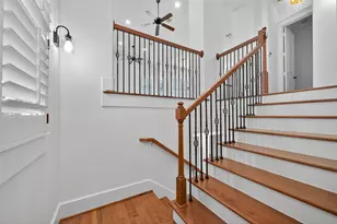1042 W 25th St, Houston, TX 77008 - Photo 3
