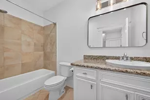 1042 W 25th St, Houston, TX 77008 - Photo 19
