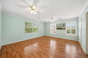 11730 Denise Dr, Houston, TX 77024 - Photo 33