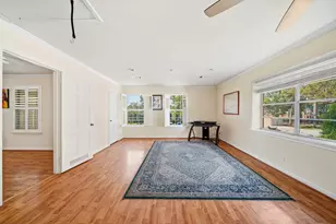 11730 Denise Dr, Houston, TX 77024 - Photo 23