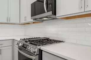 5908 Kansas St, Houston, TX 77007 - Photo 3