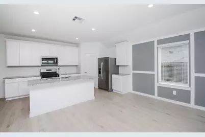 1035 Vista Pointe Drive, Fresno, TX 77545 - Photo 11