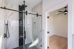 5014 Creekmont Dr, Houston, TX 77091 - Photo 13