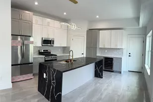 5014 Creekmont Dr, Houston, TX 77091 - Photo 3