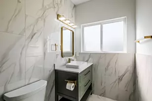 5014 Creekmont Dr, Houston, TX 77091 - Photo 13