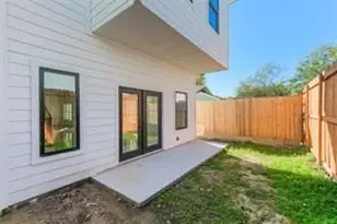 5014 Creekmont Dr, Houston, TX 77091 - Photo 7