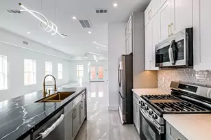 5014 Creekmont Dr, Houston, TX 77091 - Photo 9