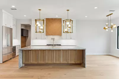 1261 Wakefield Drive, Houston, TX 77018 - Photo 7