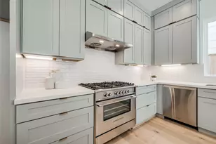 411 W Drew St, Houston, TX 77006 - Photo 21