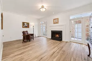 7615 Del Monte Dr, Houston, TX 77063 - Photo 15