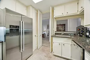 7615 Del Monte Dr, Houston, TX 77063 - Photo 13