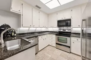 7615 Del Monte Dr, Houston, TX 77063 - Photo 11