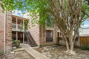 2255 Braeswood Park Dr, Houston, TX 77030 - Photo 15