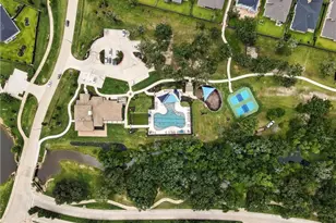 1614 Briscoe Manor Ct, College Station, TX 77845 - Photo 33