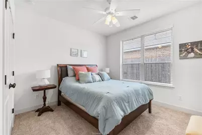 1614 Briscoe Manor Court, College Station, TX 77845 - Photo 9