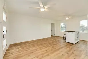 7204 Ave N 1/2, Galveston, TX 77551 - Photo 27