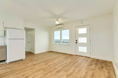 7204 Avenue N 1/2, Galveston, TX 77551 - Photo 25