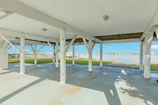 7204 Ave N 1/2, Galveston, TX 77551 - Photo 21