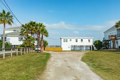 7204 Avenue N 1/2, Galveston, TX 77551 - Photo 9