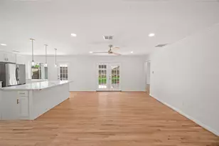 9019 Kapri Ln, Houston, TX 77025 - Photo 5