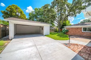9019 Kapri Ln, Houston, TX 77025 - Photo 33