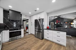 10619 Bordley Dr, Houston, TX 77042 - Photo 21