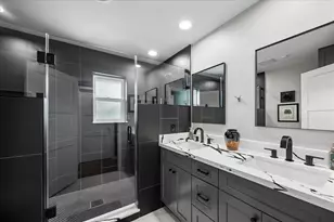 10619 Bordley Dr, Houston, TX 77042 - Photo 11