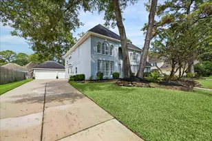 5911 Garden Hollow Ct, Houston, TX 77345 - Photo 7