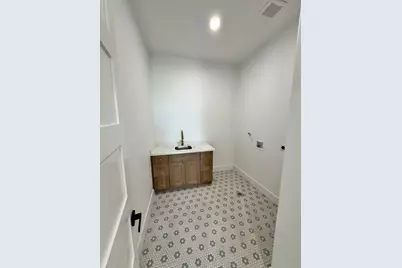 13014 Buccaneer Parkway, Freeport, TX 77541 - Photo 13