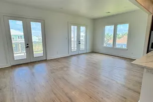 13014 Buccaneer Pkwy, Freeport, TX 77541 - Photo 5