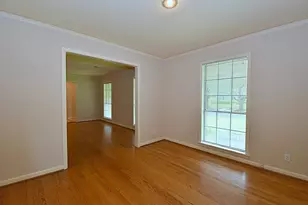 5103 Briarbend Dr, Houston, TX 77035 - Photo 5