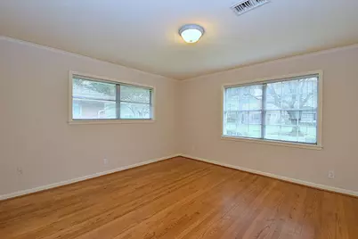 5103 Briarbend Drive, Houston, TX 77035 - Photo 19