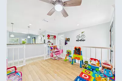 11419 Blackhawk Boulevard, Houston, TX 77089 - Photo 9
