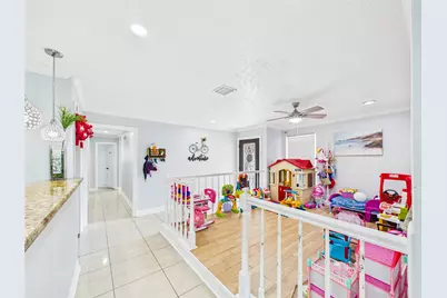 11419 Blackhawk Boulevard, Houston, TX 77089 - Photo 11