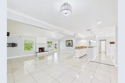 11419 Blackhawk Boulevard, Houston, TX 77089 - Photo 25
