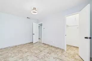 11419 Blackhawk Blvd, Houston, TX 77089 - Photo 35