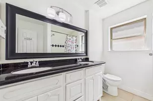 11419 Blackhawk Blvd, Houston, TX 77089 - Photo 39
