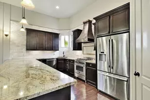 910 Snover St, Houston, TX 77007 - Photo 5