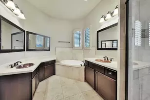 910 Snover St, Houston, TX 77007 - Photo 15