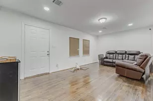 907 Whitaker Ave, Pasadena, TX 77506 - Photo 7